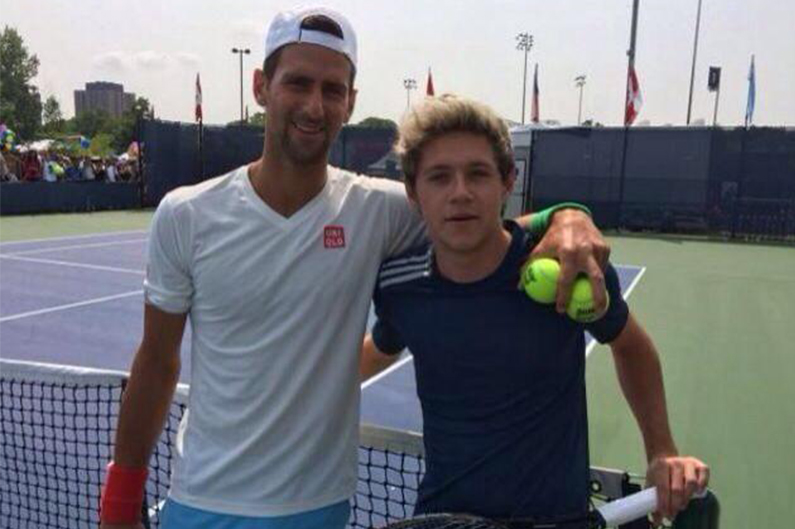 Novak Djokovic en Niall Horan - © Twitter ‏@NiallOfficial