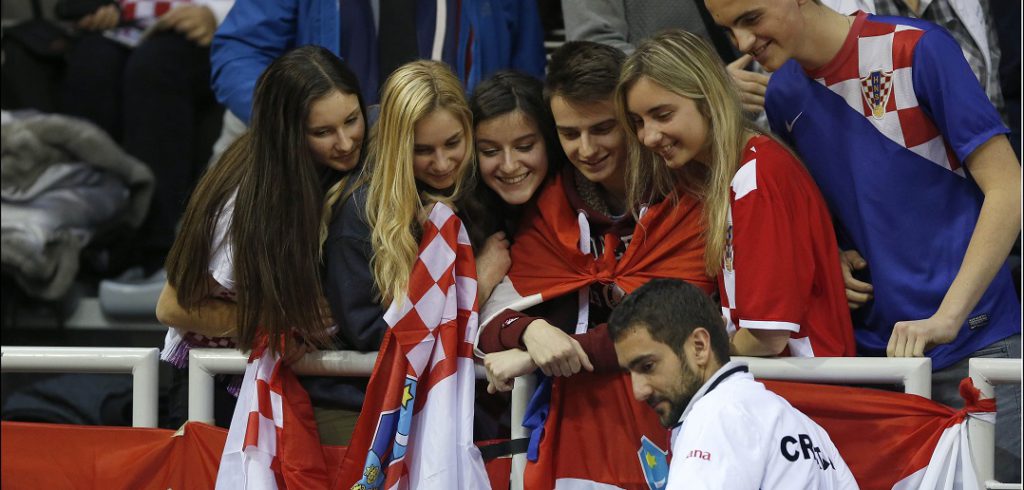Marin Cilic met Kroatische Fans - © Philippe Buissin/ IMAGELLAN