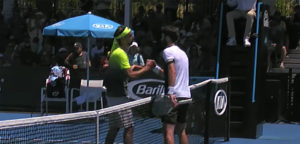 Ruben Bemelmans en Nikoloz Basilashvili - © YouTube Australian Open
