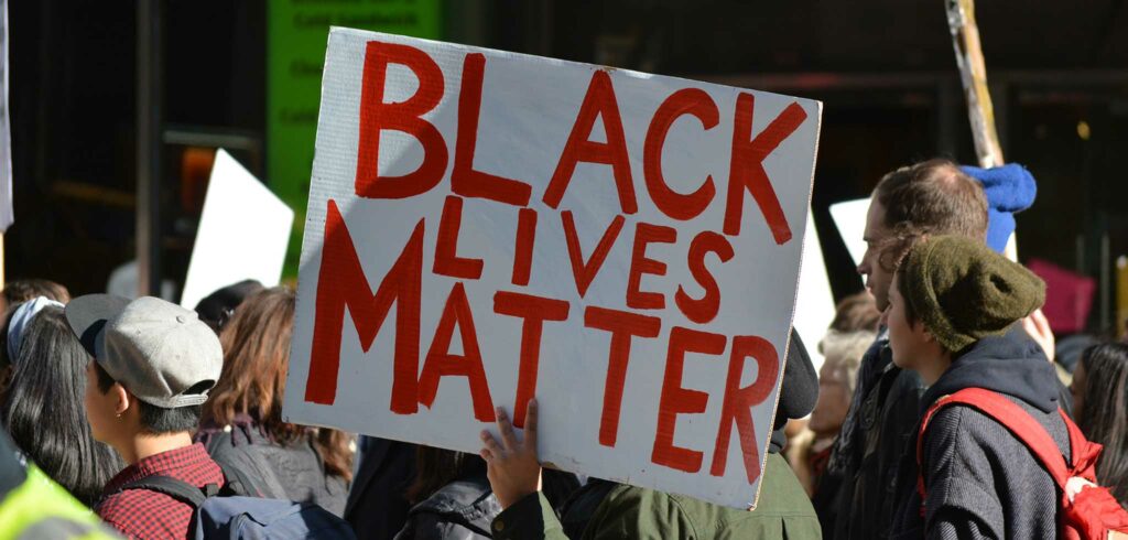 Black Lives Matter-betoging - © vivalapenler (iStock)