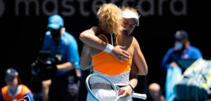 Barbora Krejcikova en Katerina Siniakova op de Australian Open van 2022 - © Jimmie48 Tennis Photography