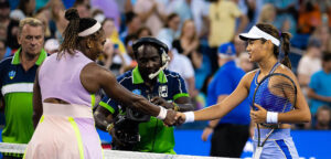 Serena Williams en Emma Raducanu - © Jimmie48 Tennis Photography