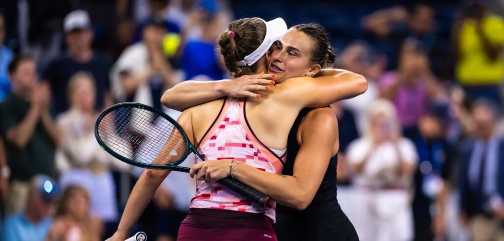 Elise Mertens en Aryna Sabalenka - © Jimmie48 Tennis Photography