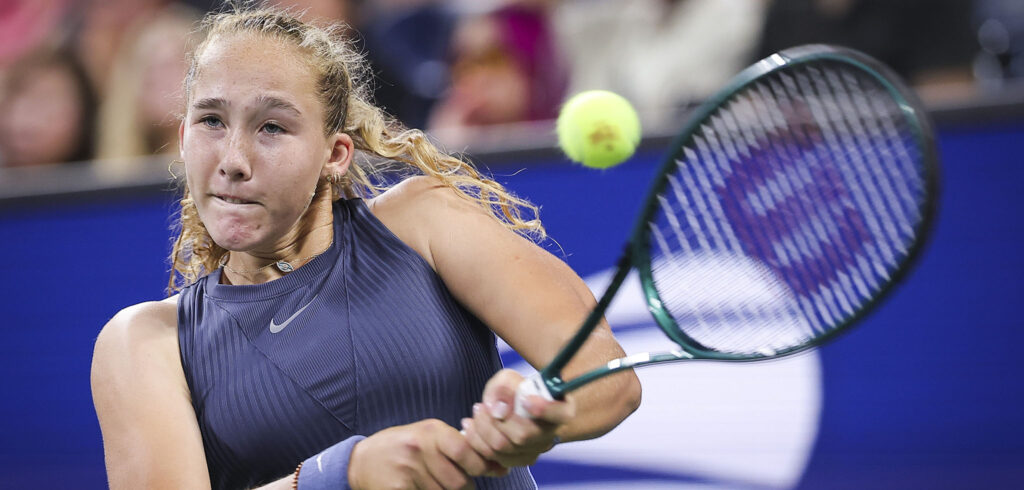 Mirra Andreeva op de US Open op 25 augustus 2025 - © Dustin Satloff/USTA