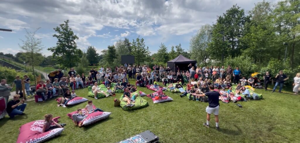 Stino Freestyle op Theater aan Twater in mei 2025 - © Theater aan Twater