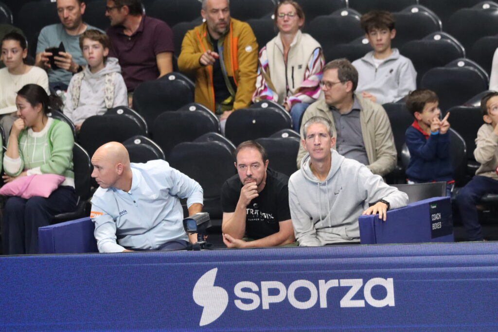 Coachbox van Gauthier Onclin met Steve Darcis en Yannick Mertens - © Betty Stolck (Tennisplaza)